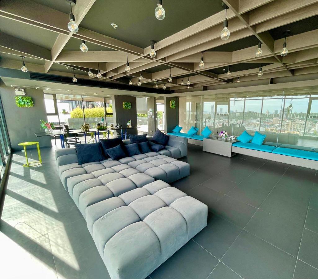 Best Location Condo With Swimming Pool, Gym, Sauna, Washing Mashine, Fast Internet In Central Of Паттайя Экстерьер фото